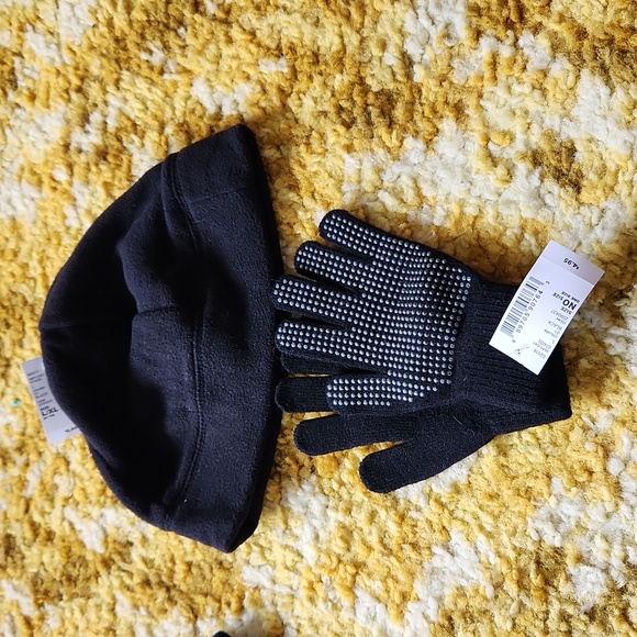 The Children's Place Accessories New Boys Hat And Gloves Set Poshmark
